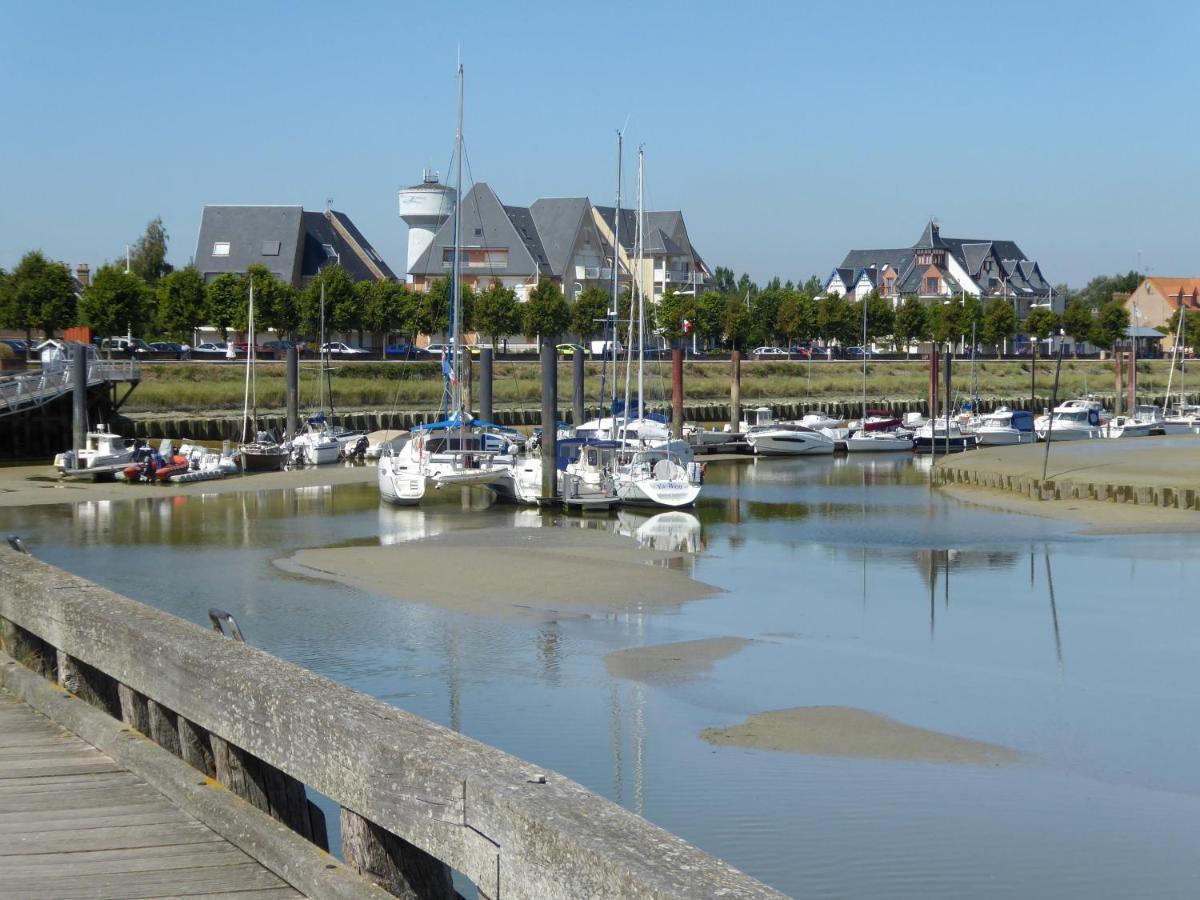 D'hotes Les 4 Vents Bed & Breakfast *
